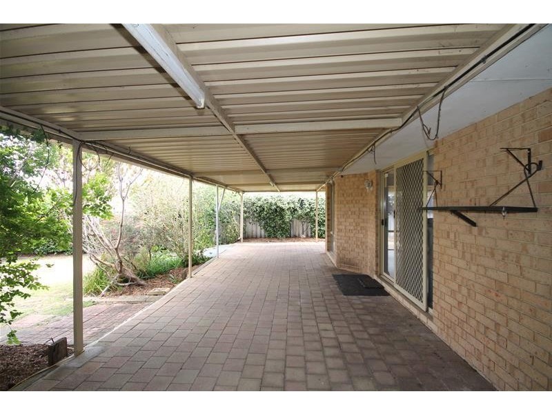 46 Seminole Gardens, Seville Grove WA 6112