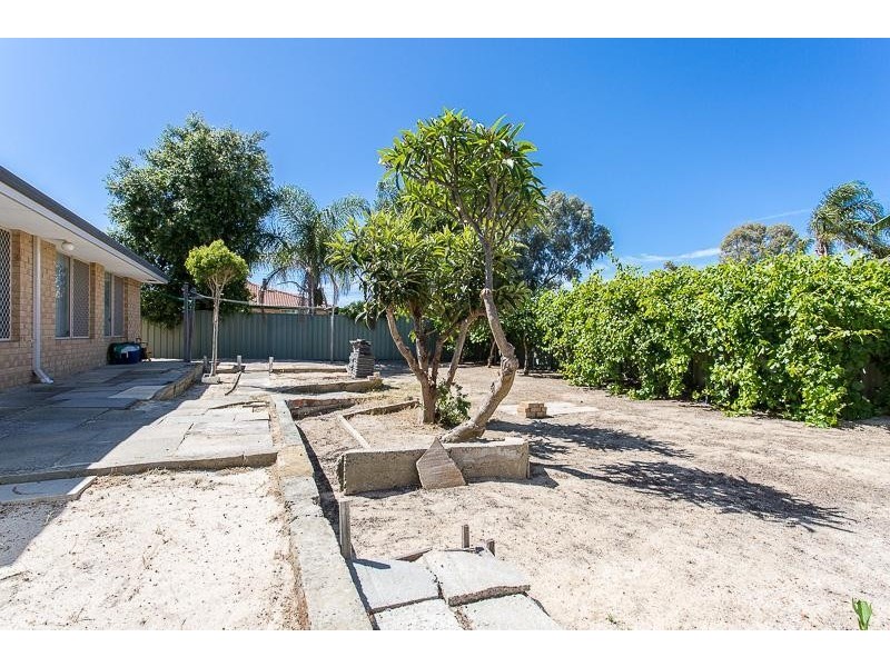 20 Moondyne Court, Seville Grove WA 6112