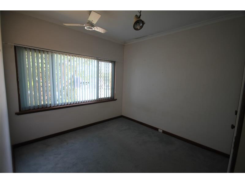 3 Flinn Avenue, Kelmscott WA 6111