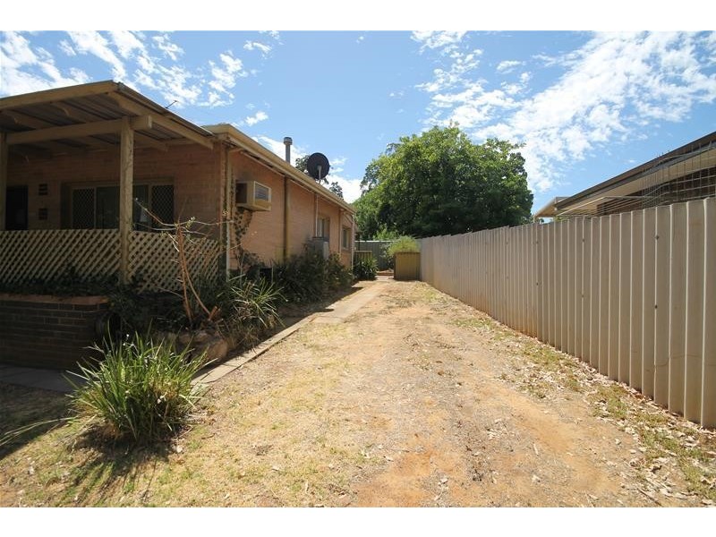 3 Flinn Avenue, Kelmscott WA 6111