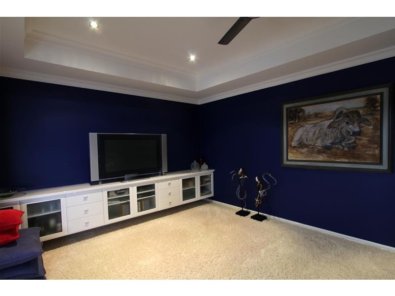 8 Terry Deschamps Way, Denham WA 6537