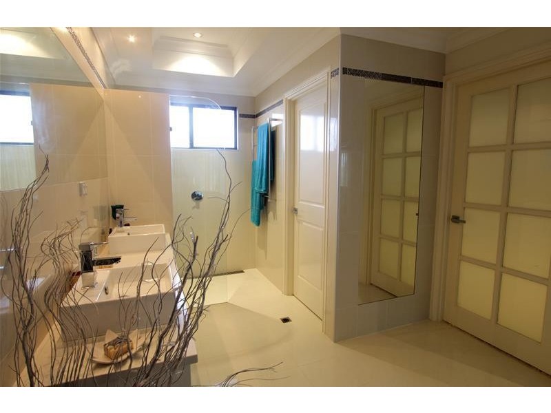 8 Terry Deschamps Way, Denham WA 6537