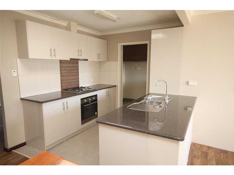 3 Gilbey Court, Camillo WA 6111