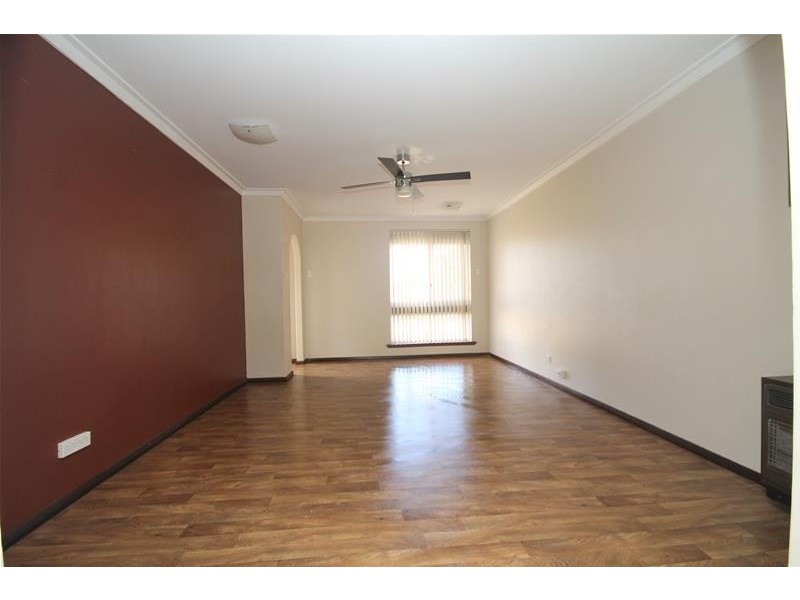 3 Gilbey Court, Camillo WA 6111