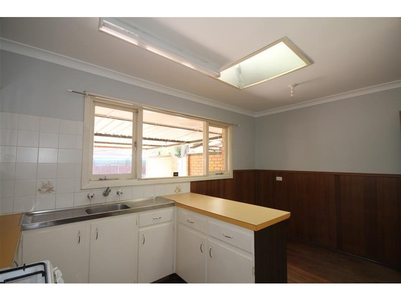 25 Gribble Avenue, Armadale WA 6112