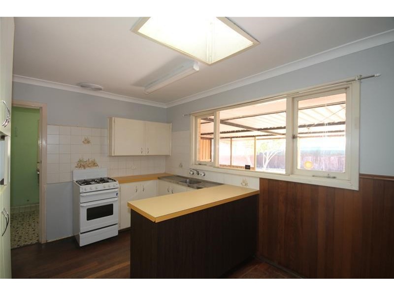 25 Gribble Avenue, Armadale WA 6112