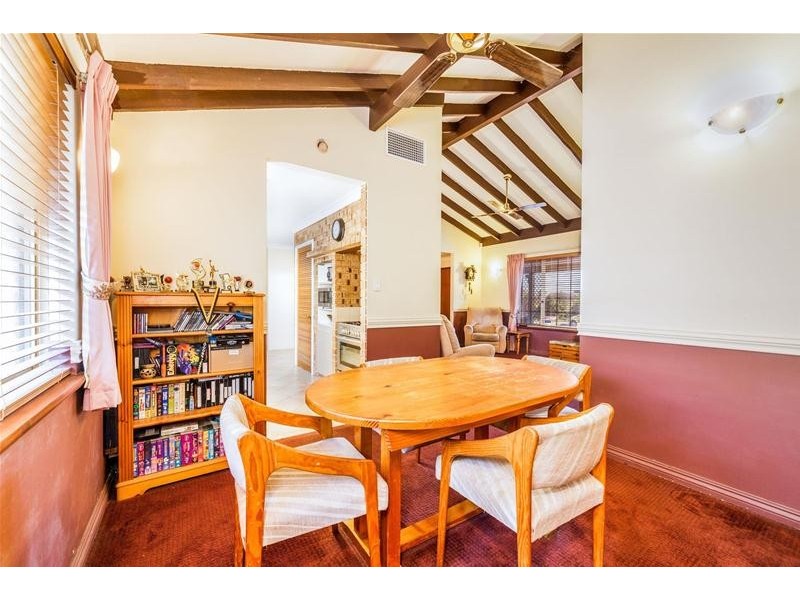 39 Coolabah Way, Forrestfield WA 6058