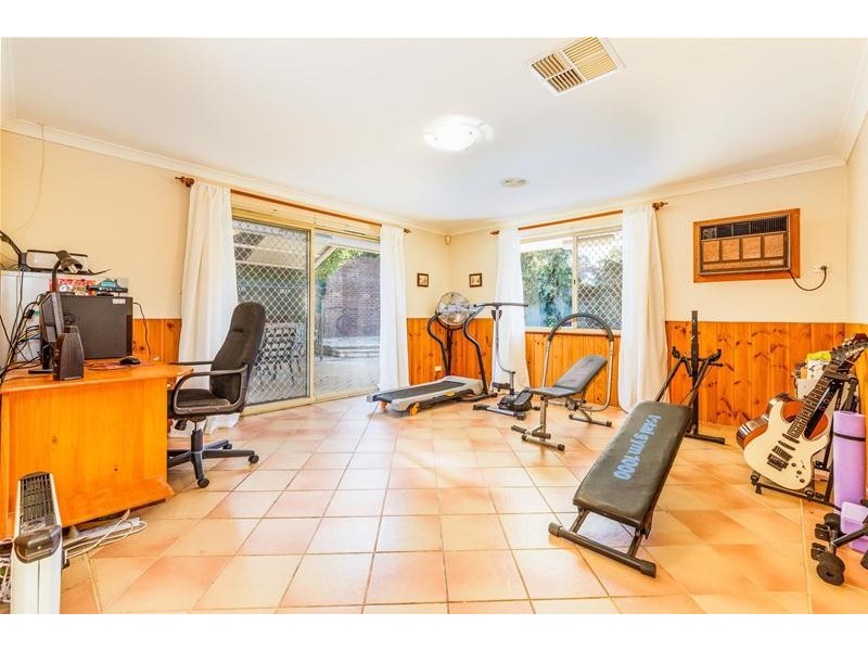 39 Coolabah Way, Forrestfield WA 6058