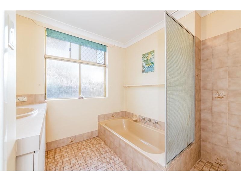 39 Coolabah Way, Forrestfield WA 6058