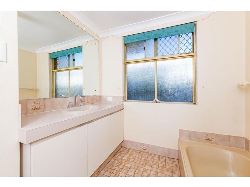 39 Coolabah Way, Forrestfield WA 6058