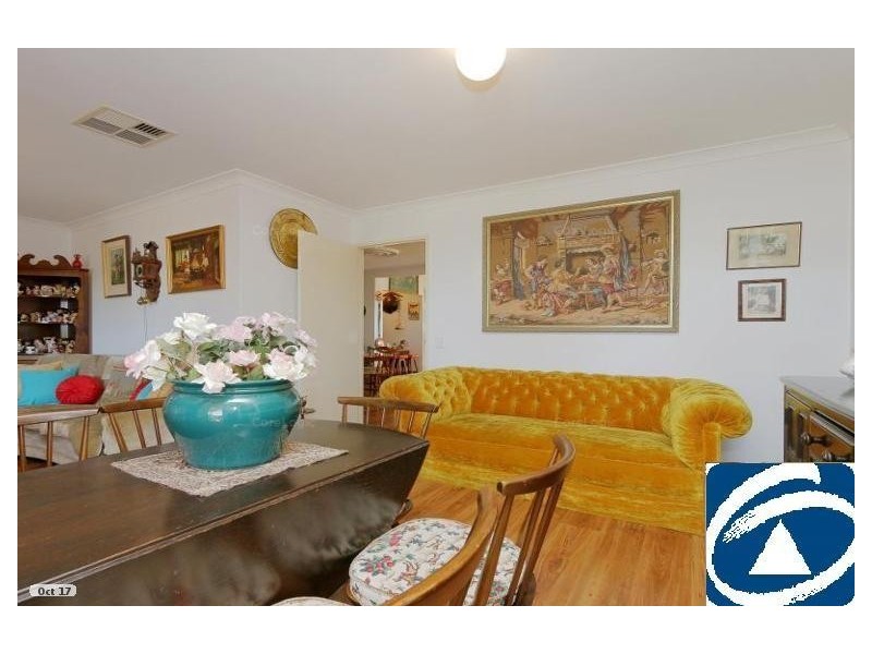 3 Hillside Road, Mount Richon WA 6112