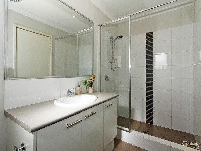 Unit 2/21 Cronin Place, Armadale WA 6112