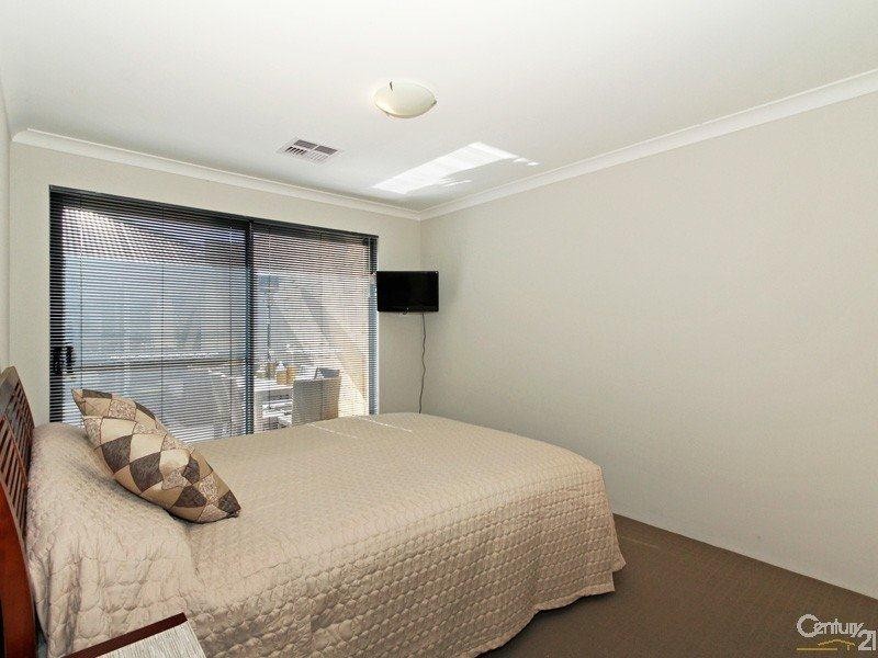 Unit 2/21 Cronin Place, Armadale WA 6112