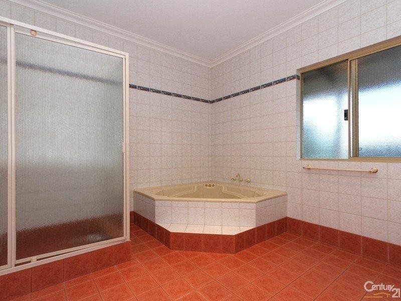 110 Cumming Road, Oakford WA 6121