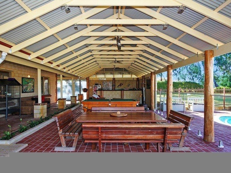 110 Cumming Road, Oakford WA 6121
