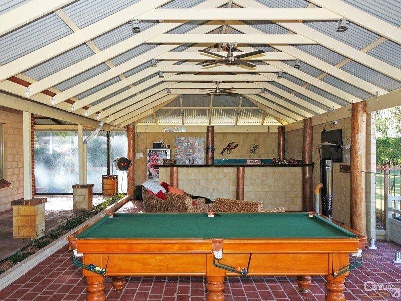 110 Cumming Road, Oakford WA 6121