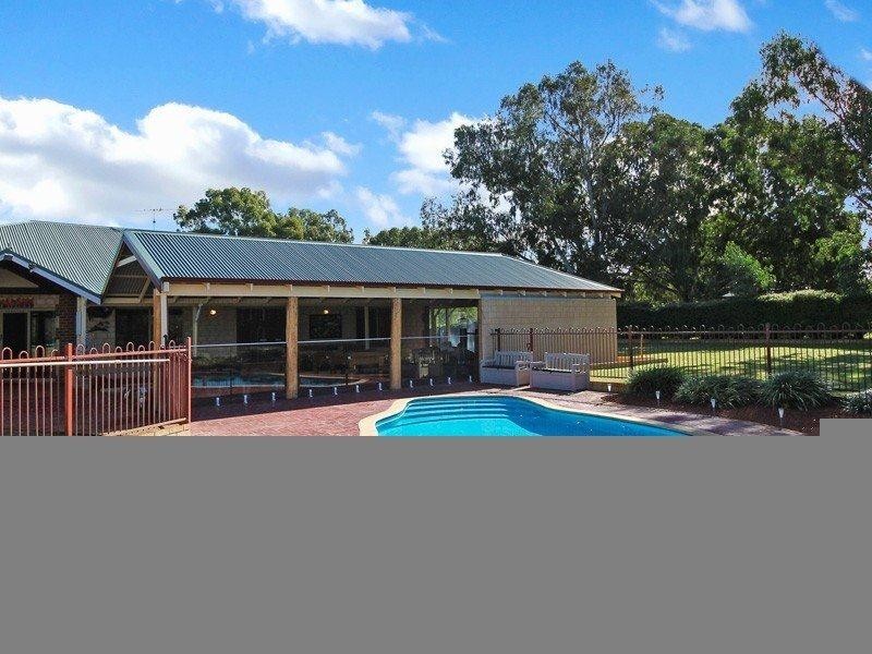 110 Cumming Road, Oakford WA 6121