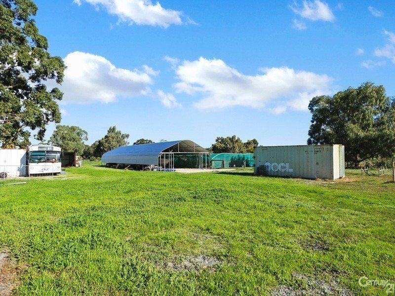 110 Cumming Road, Oakford WA 6121