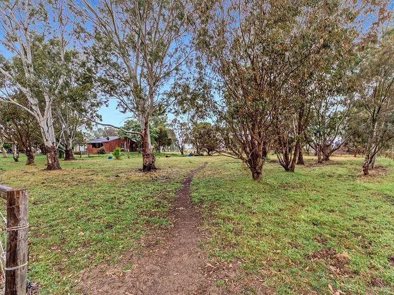 97 Lefroy Street, Serpentine WA 6125