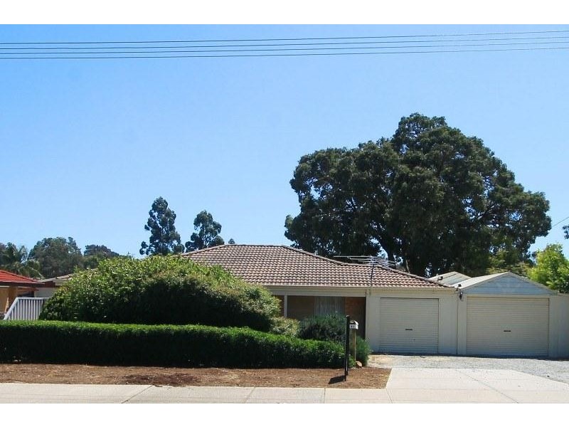 93 Braemore Street, Seville Grove WA 6112