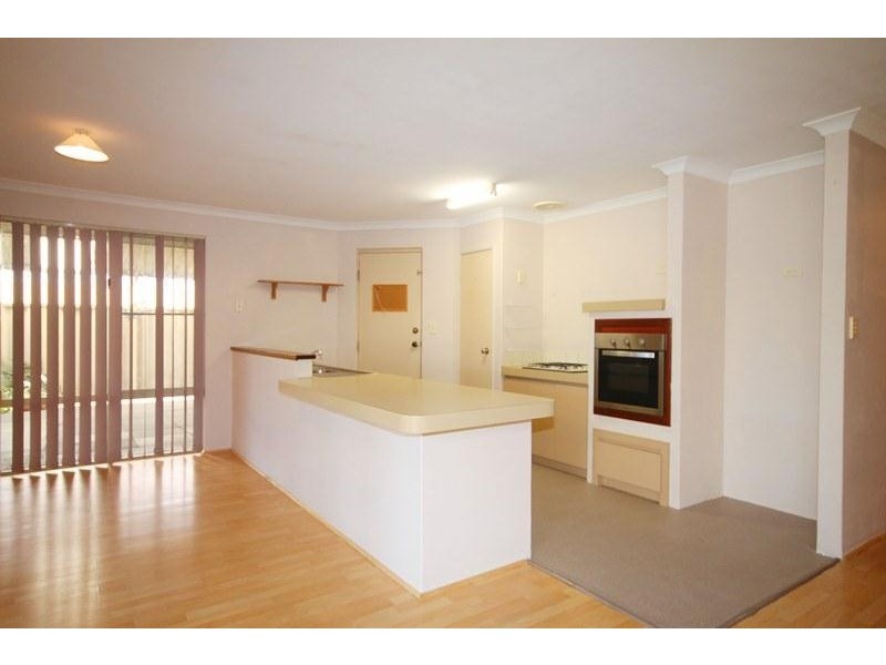 93 Braemore Street, Seville Grove WA 6112