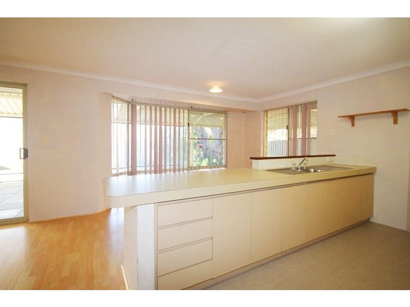 93 Braemore Street, Seville Grove WA 6112