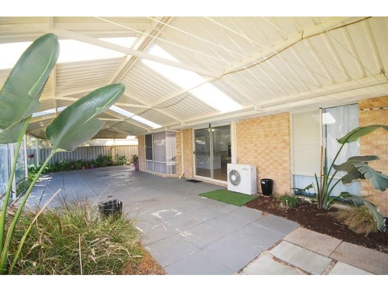 93 Braemore Street, Seville Grove WA 6112