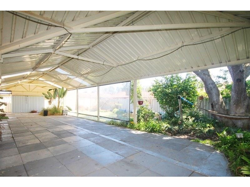 93 Braemore Street, Seville Grove WA 6112