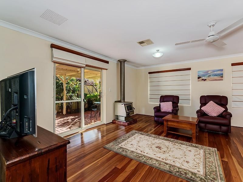 11b Seventh Road, Armadale WA 6112