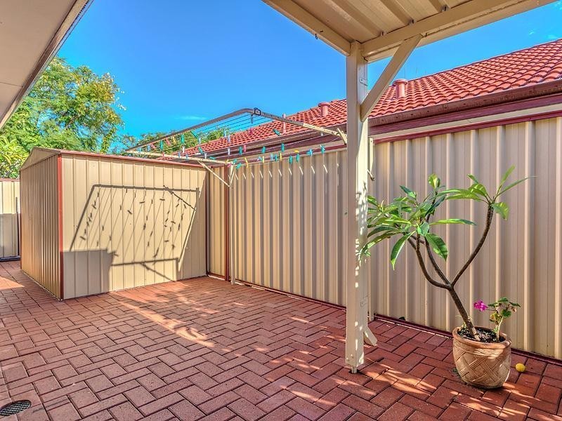 11b Seventh Road, Armadale WA 6112