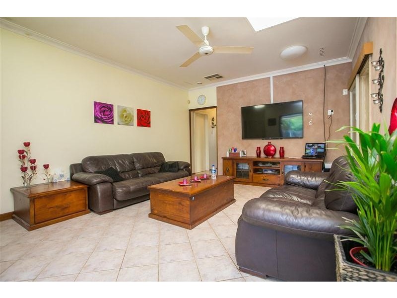 207 Kalamunda Road, Maida Vale WA 6057