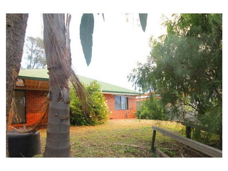 24 Clifton Street, Byford WA 6122