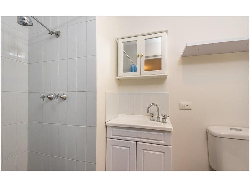 1 Tummell Court, Seville Grove WA 6112