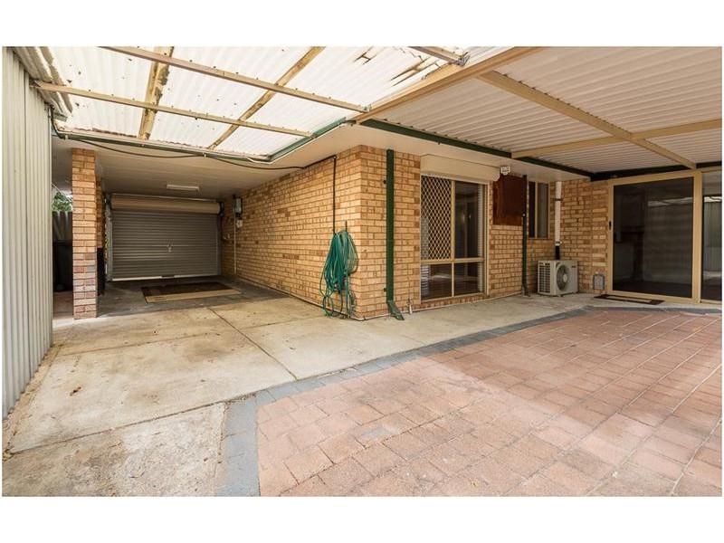 1 Tummell Court, Seville Grove WA 6112