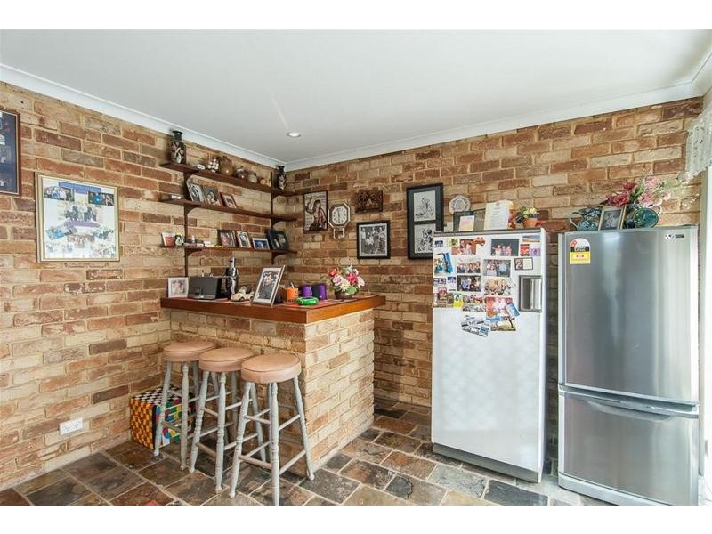 11 Cable Close, Seville Grove WA 6112