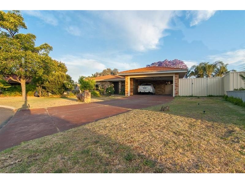 11 Cable Close, Seville Grove WA 6112
