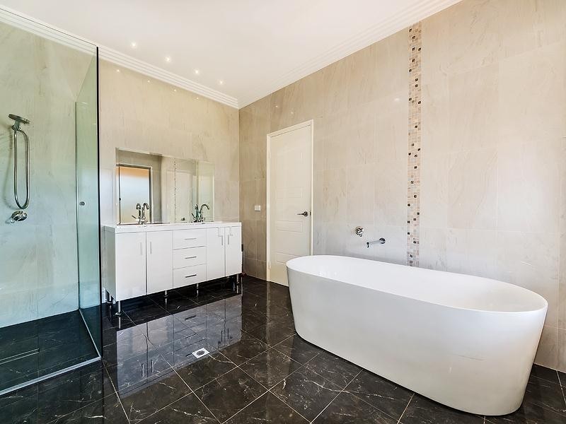 18 Fairbairn Road, Serpentine WA 6125