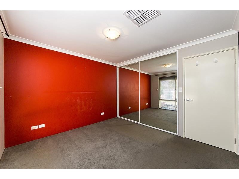 20 Henderson Drive, Seville Grove WA 6112