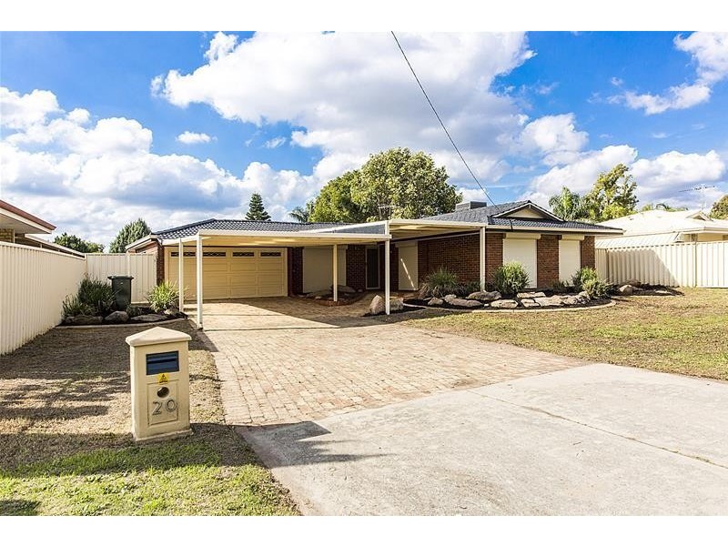20 Henderson Drive, Seville Grove WA 6112