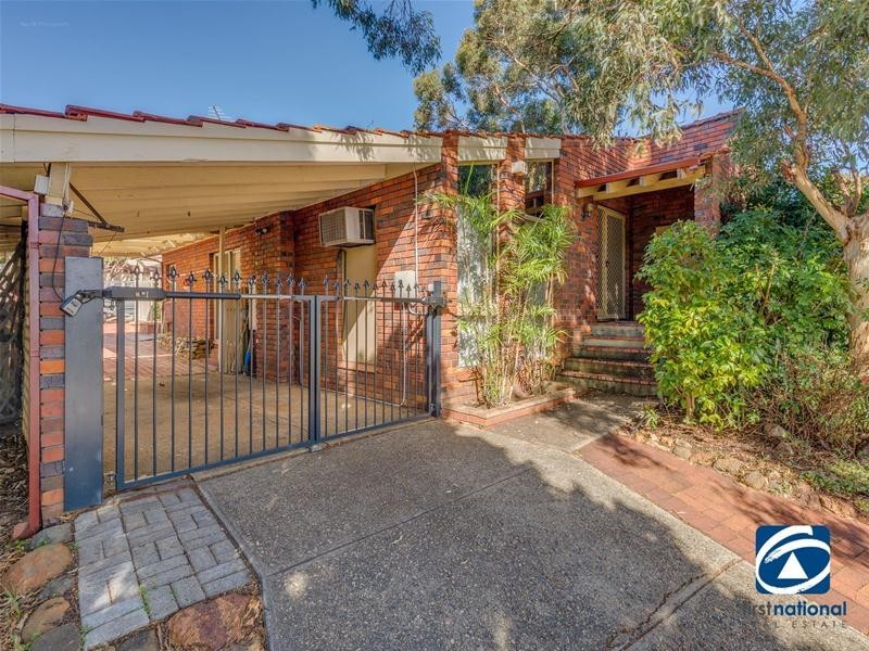 12 Wandoo Street, Mount Nasura WA 6112