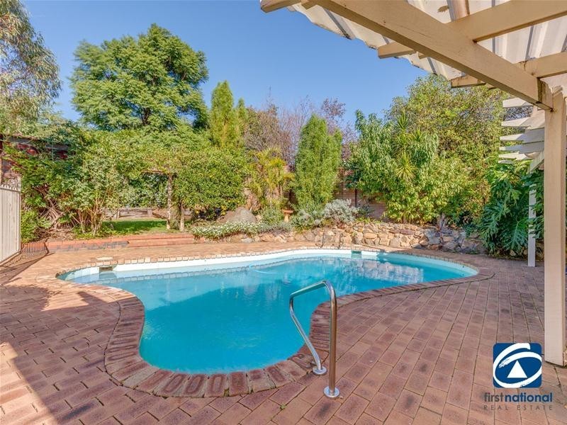 12 Wandoo Street, Mount Nasura WA 6112