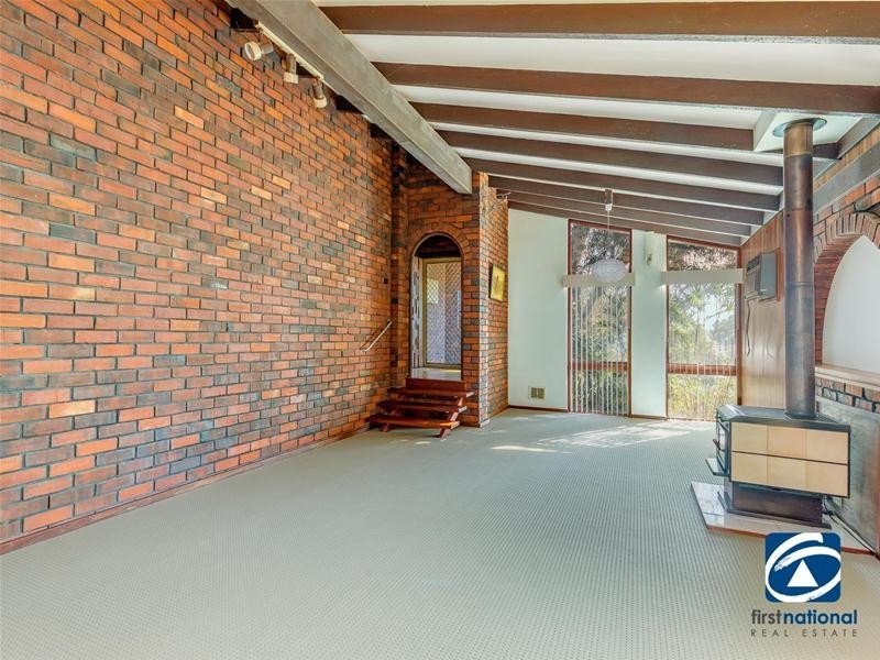 12 Wandoo Street, Mount Nasura WA 6112