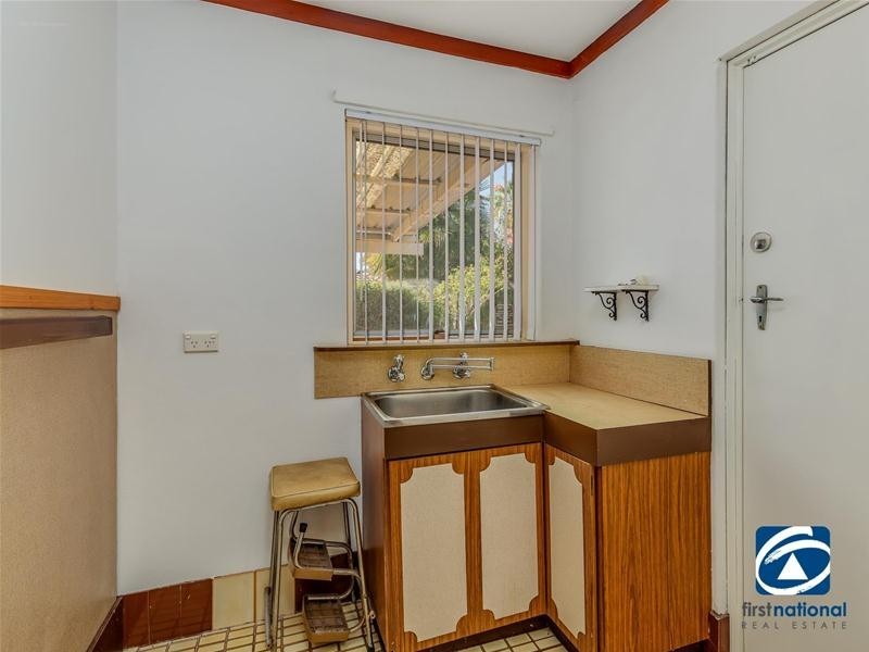 12 Wandoo Street, Mount Nasura WA 6112