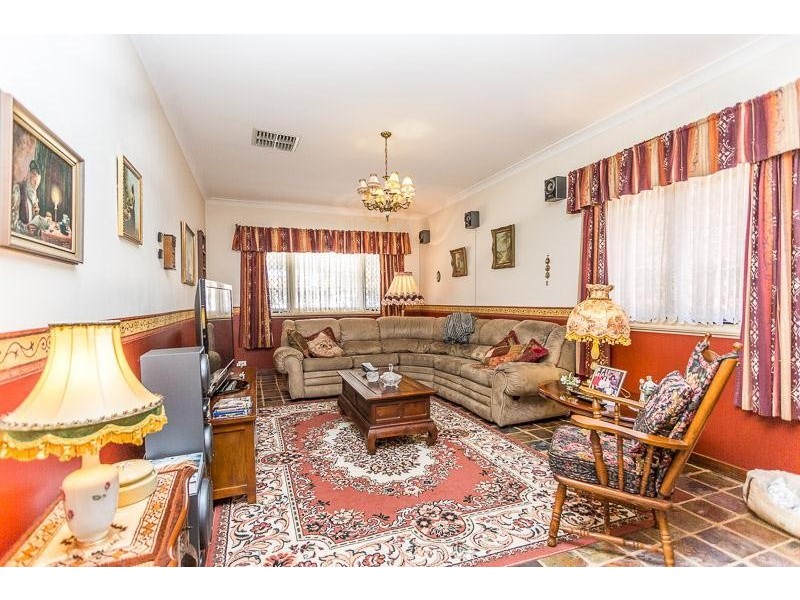 14 Elsie Street, Gosnells WA 6110