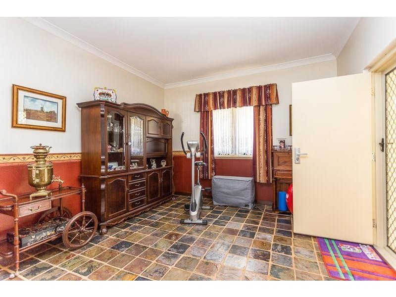 14 Elsie Street, Gosnells WA 6110