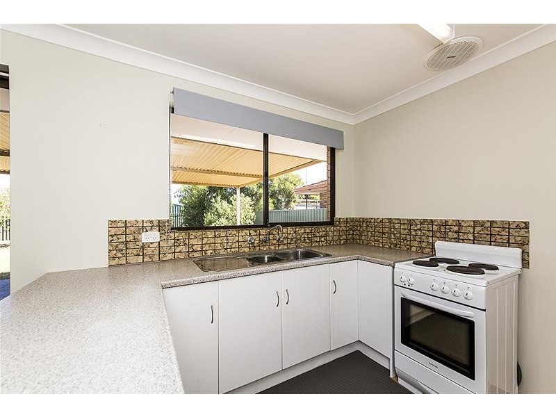 25 Pelham Street, Armadale WA 6112