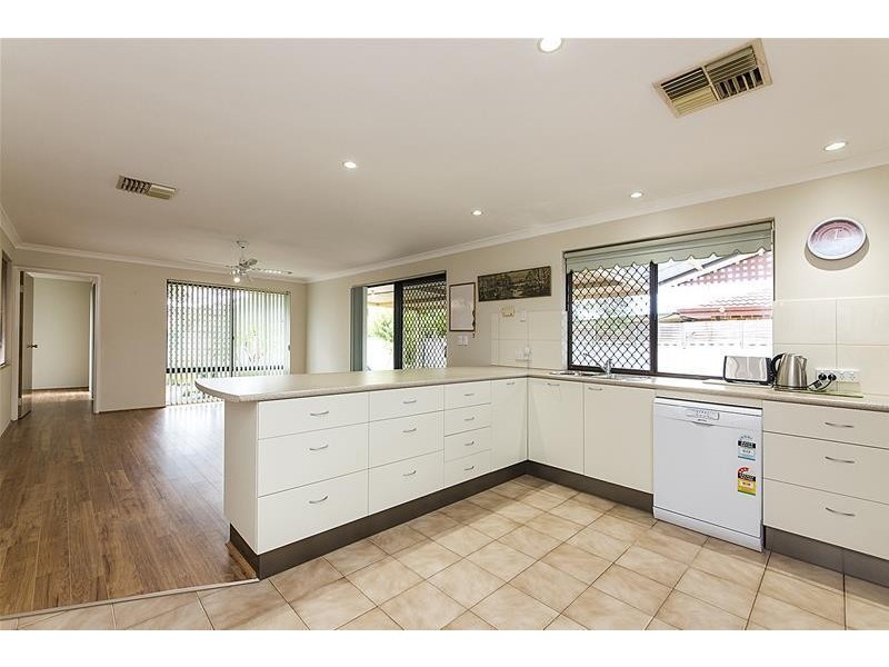 96 Crandon Street, Gosnells WA 6110