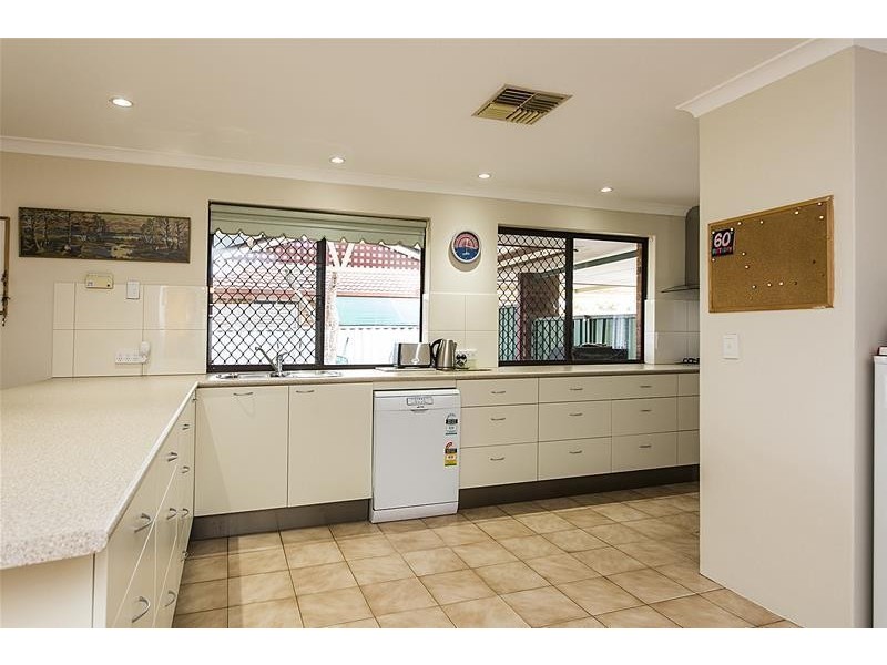 96 Crandon Street, Gosnells WA 6110