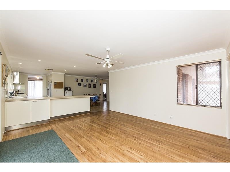 96 Crandon Street, Gosnells WA 6110