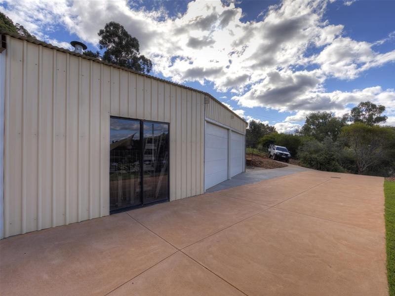 633 Brookton Highway, Roleystone WA 6111